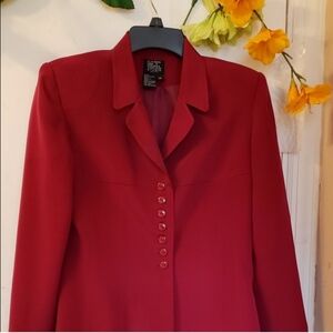 (2P) M.T. Morgan Taylor STUDIO Elegant Burgundy Women's Silk Blazer Size 2P